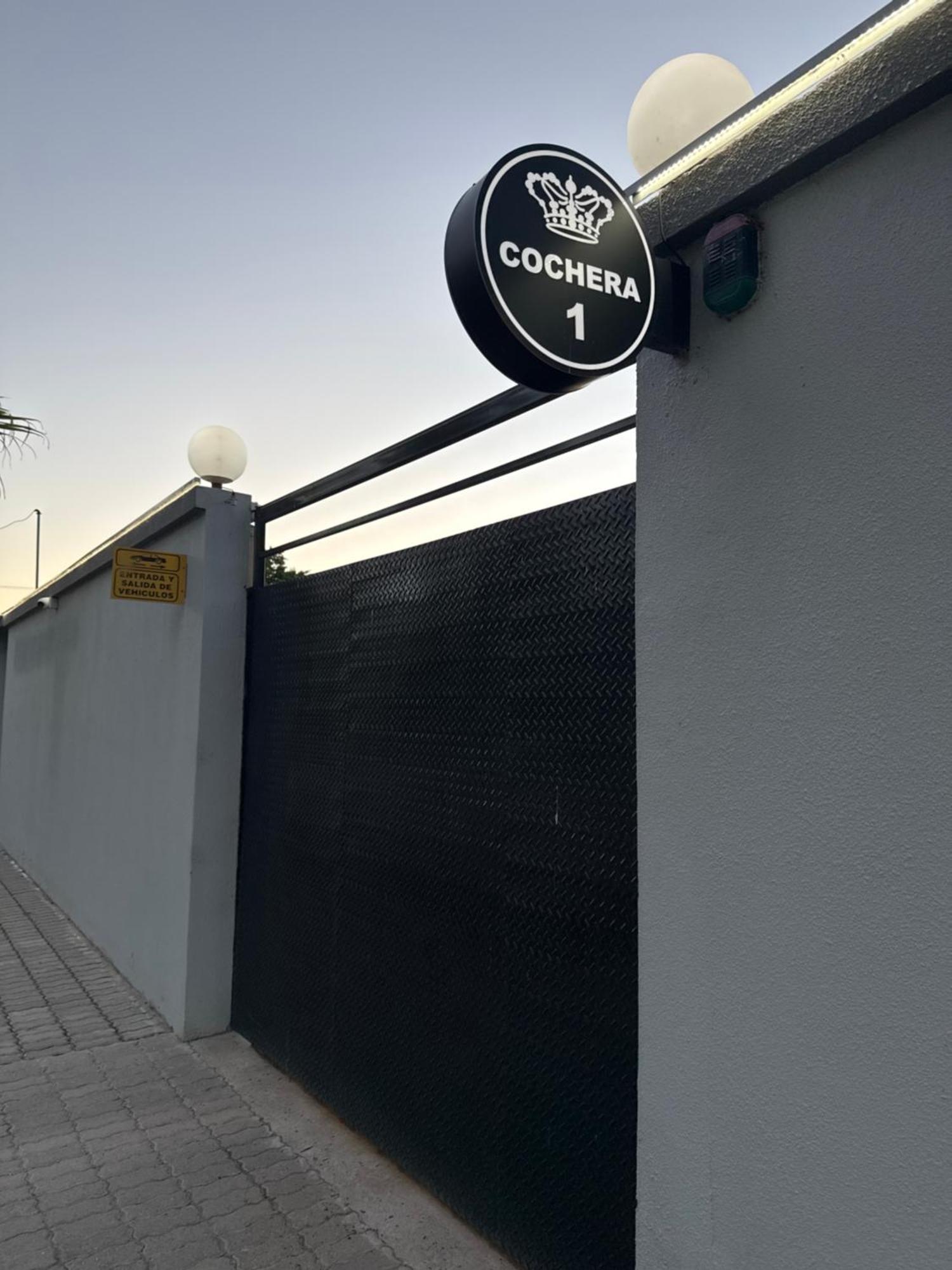 皇后酒店 特尔马斯德里奥翁多 外观 照片